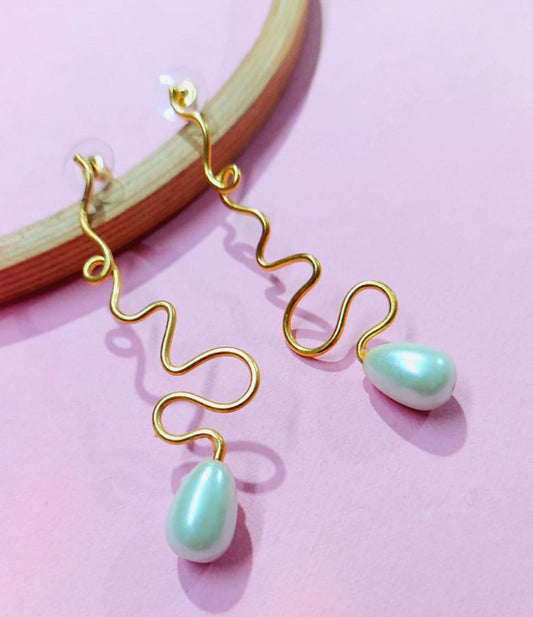 Spiral Pearl Drop earrrings