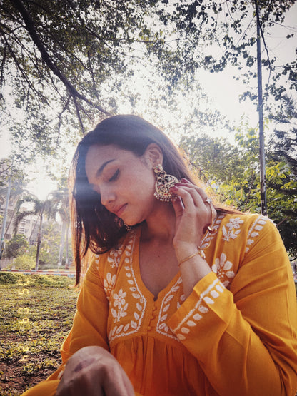 Nav Khwab Chaandbali Earrings