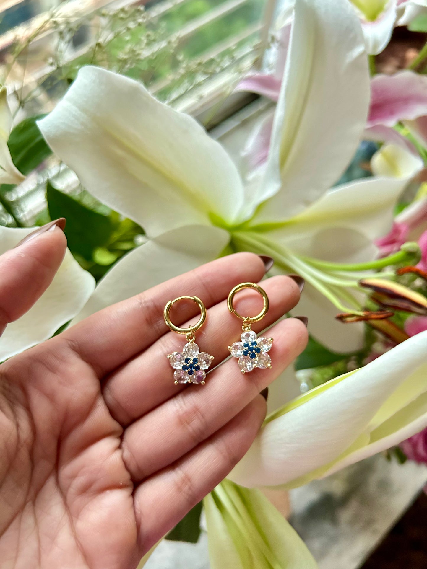 Noah Blue Bloom Stunners