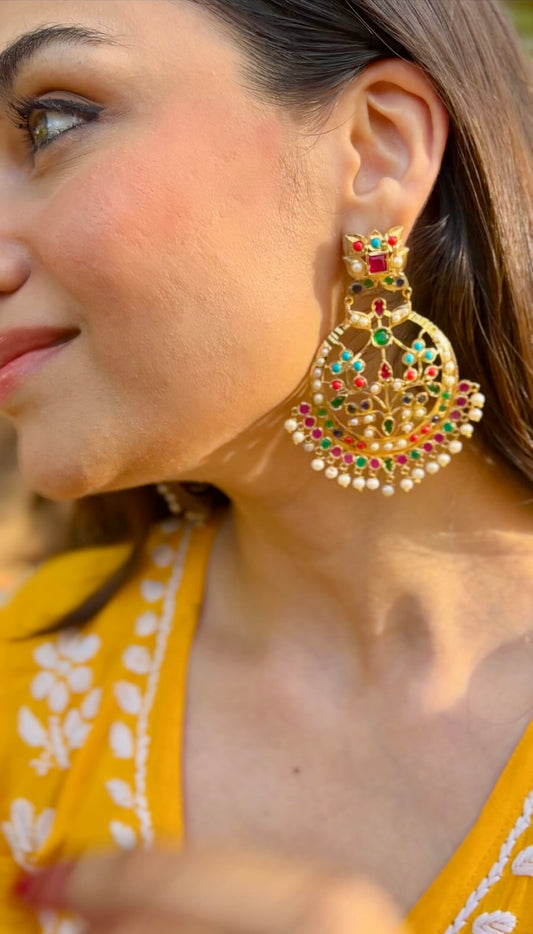 Nav Khwab Chaandbali Earrings