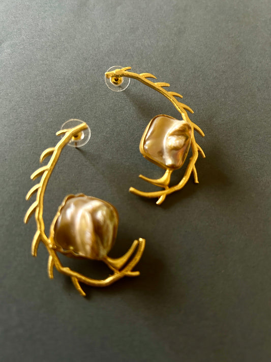 Moon Pearl Stunners