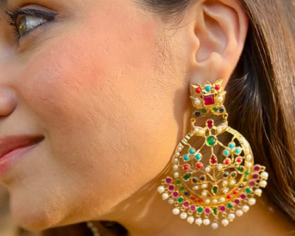 Nav Khwab Chaandbali Earrings